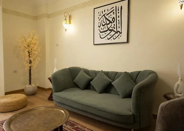 Islamic Artsy Apartment In Downtown Cairo